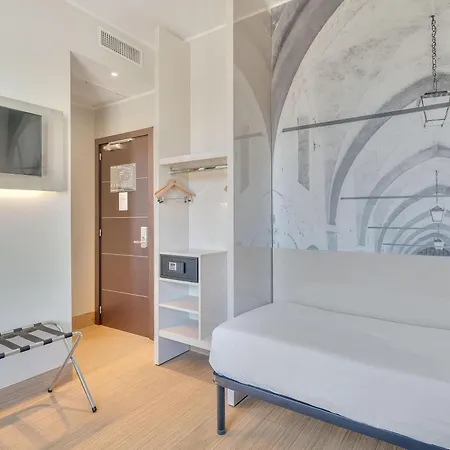 B&B Hotel Bergamo City-3